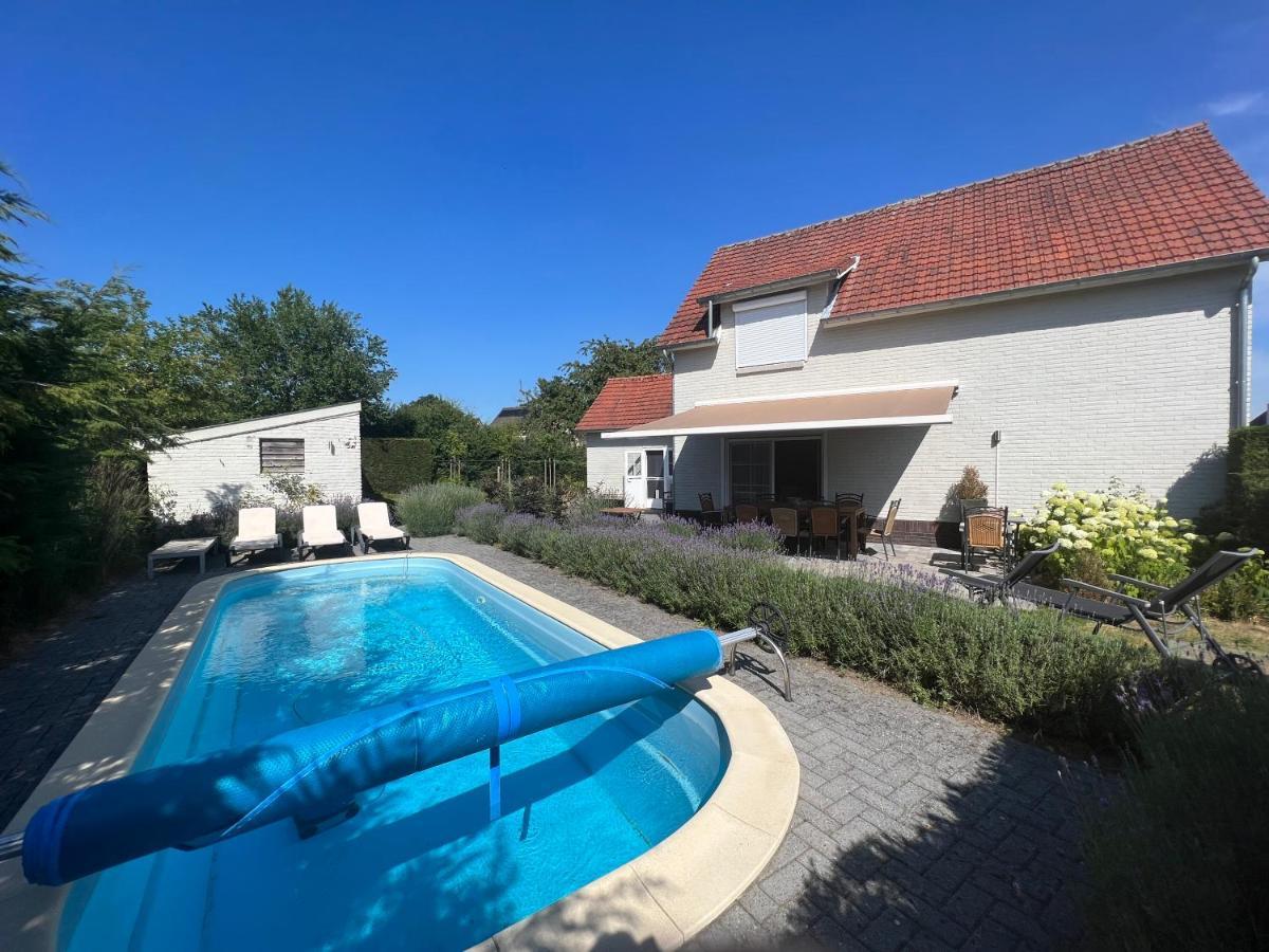 Villa Mooi Maasland Maaseik Exteriér fotografie