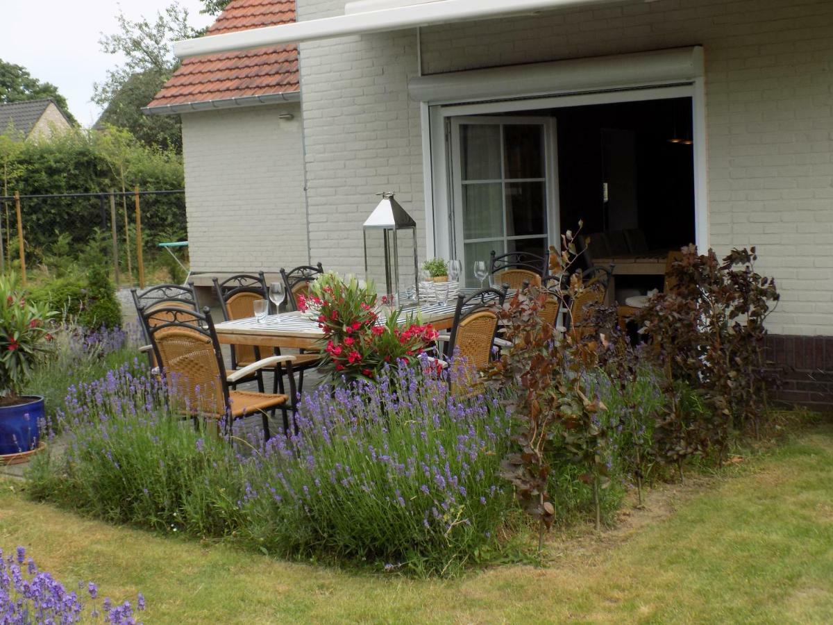 Villa Mooi Maasland Maaseik Exteriér fotografie